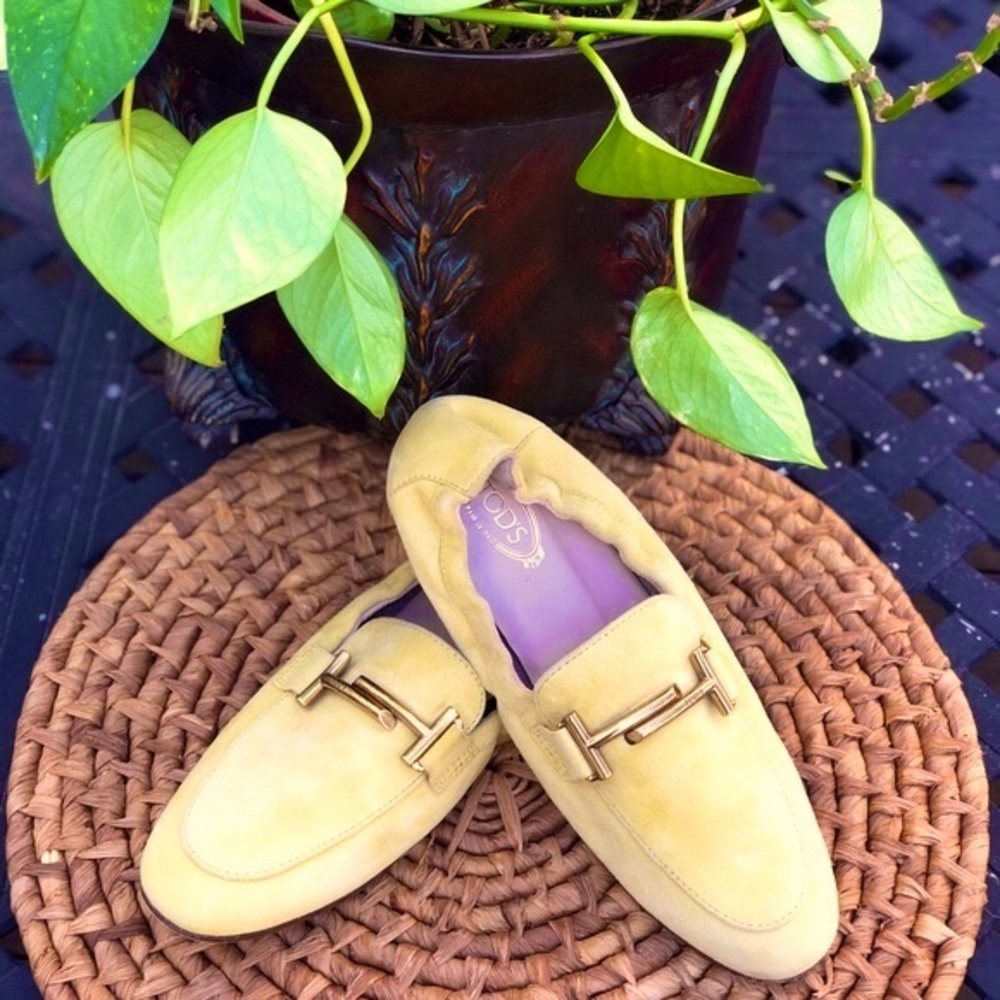 TOD’S Scrunched Suede Double T Loafer